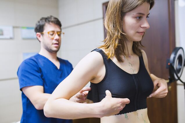 Nošení kompresního prádla po augmentaci prsou kyselinou hyaluronovou