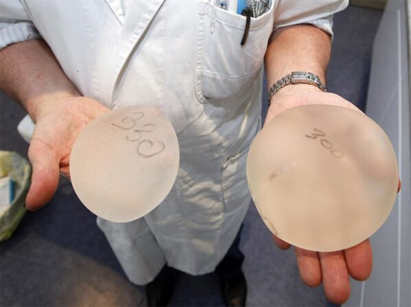 prsní implantáty pro zvětšení poprsí